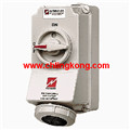 曼奈柯斯 IP67-帶開(kāi)關(guān)，帶DUO-機(jī)械聯(lián)鎖壁裝式插座 5601A